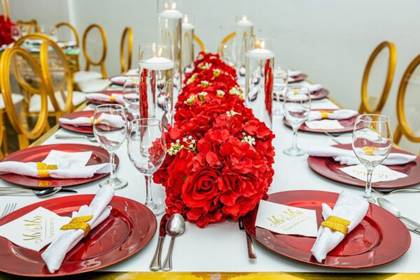 OPTIONAL ADD-ON: TABLE SETTING – HARWIN